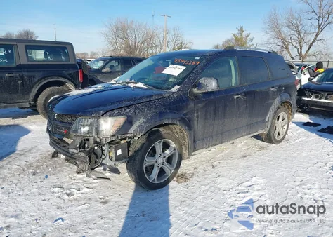 2017 Dodge Journey Crossroad z USA, uszkodzony, nr VIN 3C4PDCGB3HT605530